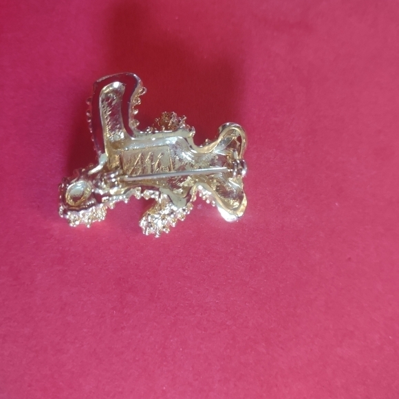 Vintage signed women's teddy bear brooch pin - Picture 2 of 4